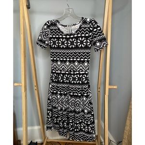 LuLaRoe XXS B&W Geometric Amelia Dress